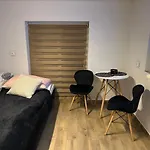 Kamienica Zolnierska 2 Mieszkania Numer 4 I 5